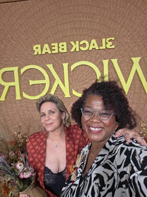 A tisket, a tasket, who doesn’t love a love interest made out of a basket?! 🧺
Wicker is a wild, kinky fable starring Olivia Colman, Alexander Skarsgård, and Elizabeth Debicki, and I was all in for the ride.
Thank you, @wickermovie and @blackbearpics for inviting me to the L.A. premiere.
So good to catch up with you, @stickykeys!
#wickermovie